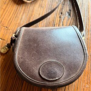 **VINTAGE** 80s Dooney & Bourke Leather Crossbody Purse